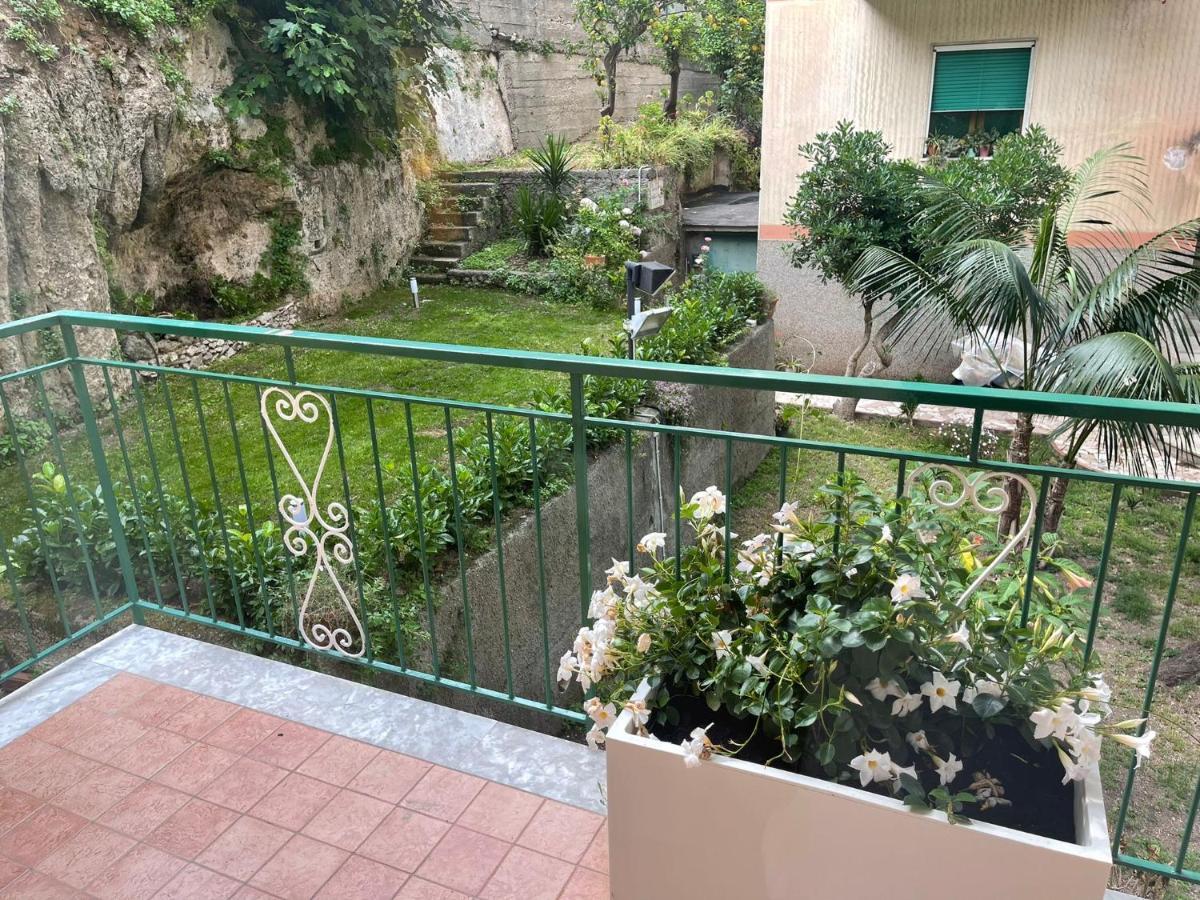 Minori Palace De Luxe Apartment Exterior photo